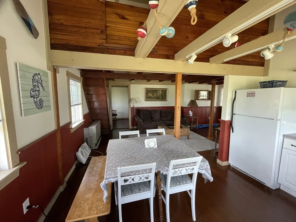 28 Brighton St, Green Harbor