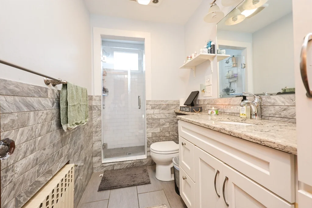 19 Burton Ter, Weymouth