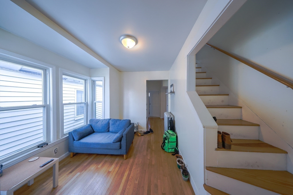 375 Prospect St, Wellington-Harrington