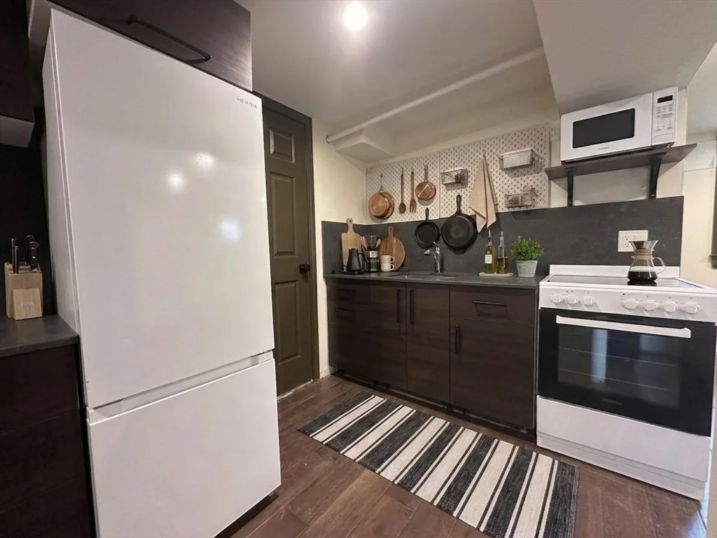 64 Goodenough St, Oak Square