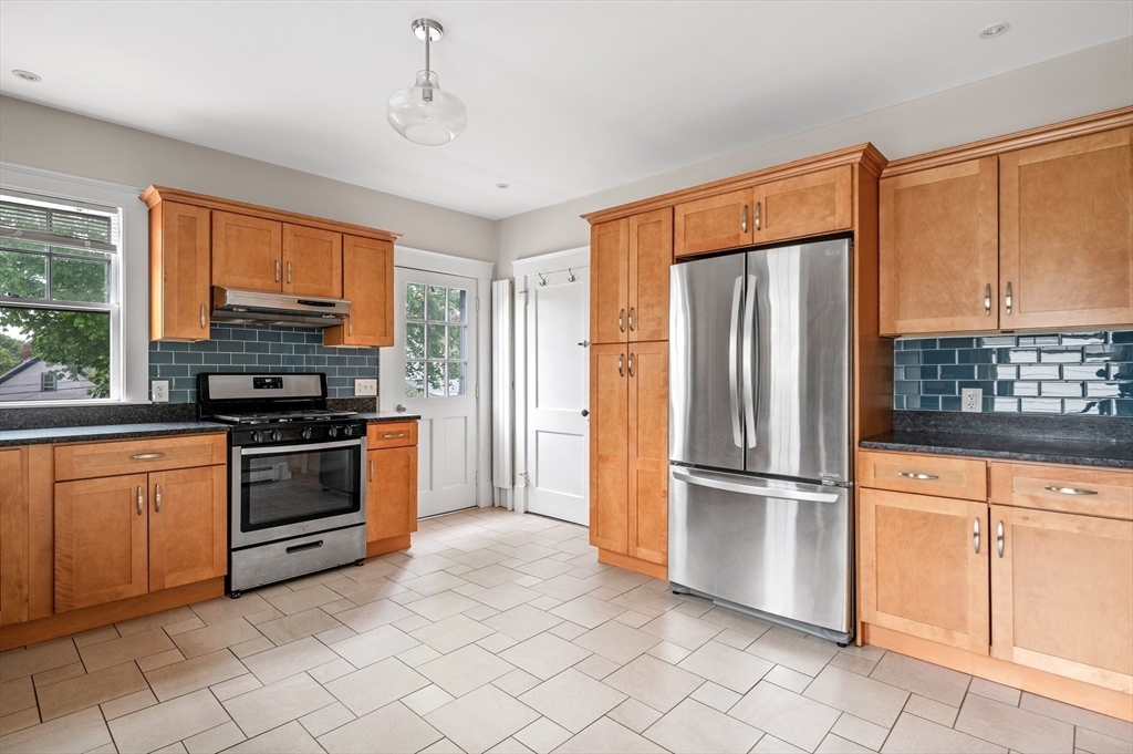 6 Prince St, Marblehead