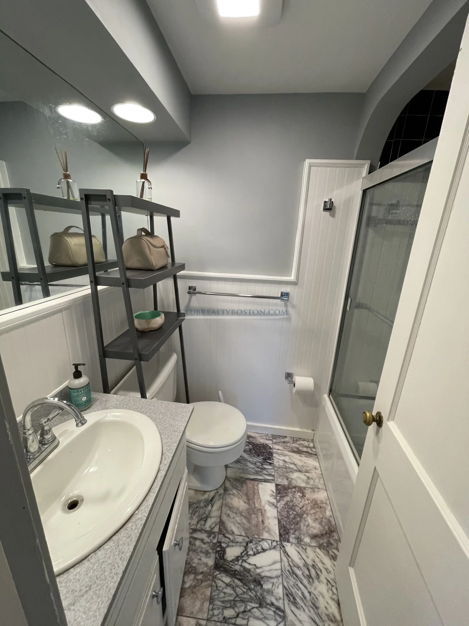 49 Beal Rd, Warrendale