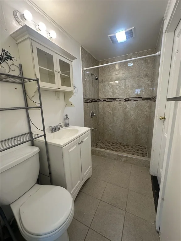 100 Aiken Ave, Lowell