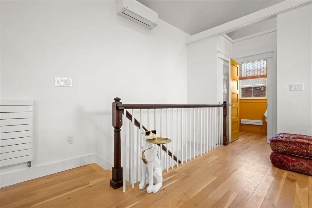 22 Mitchell St, South Boston