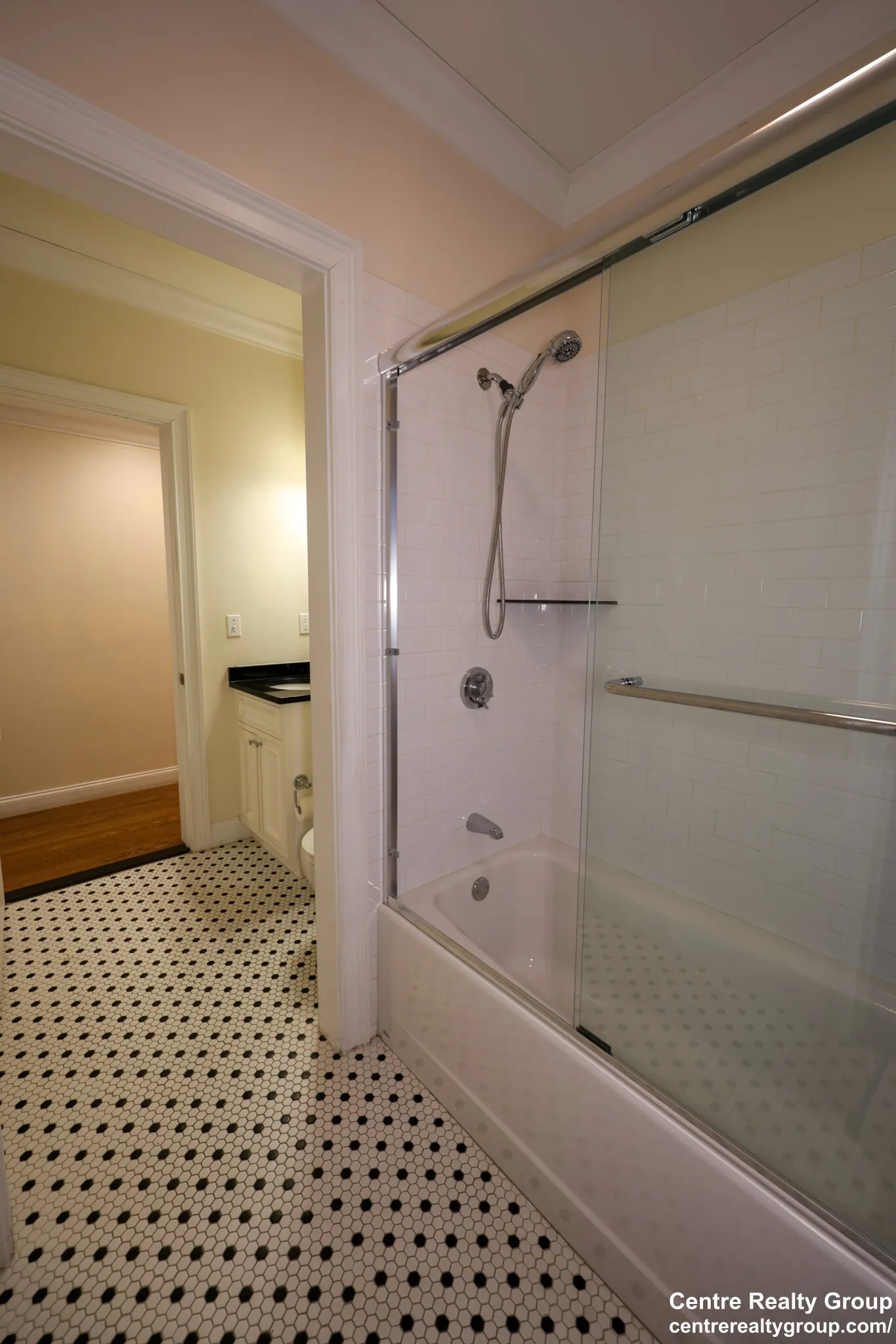 1803 Beacon St, Brookline