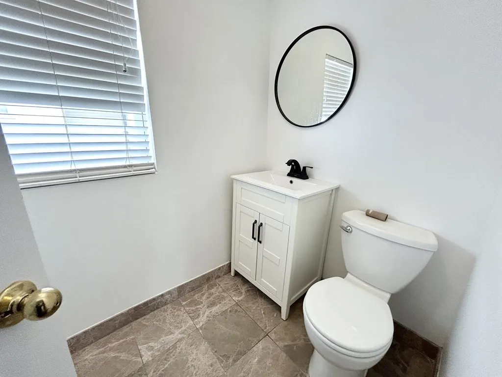 269 Bolton St, South Boston