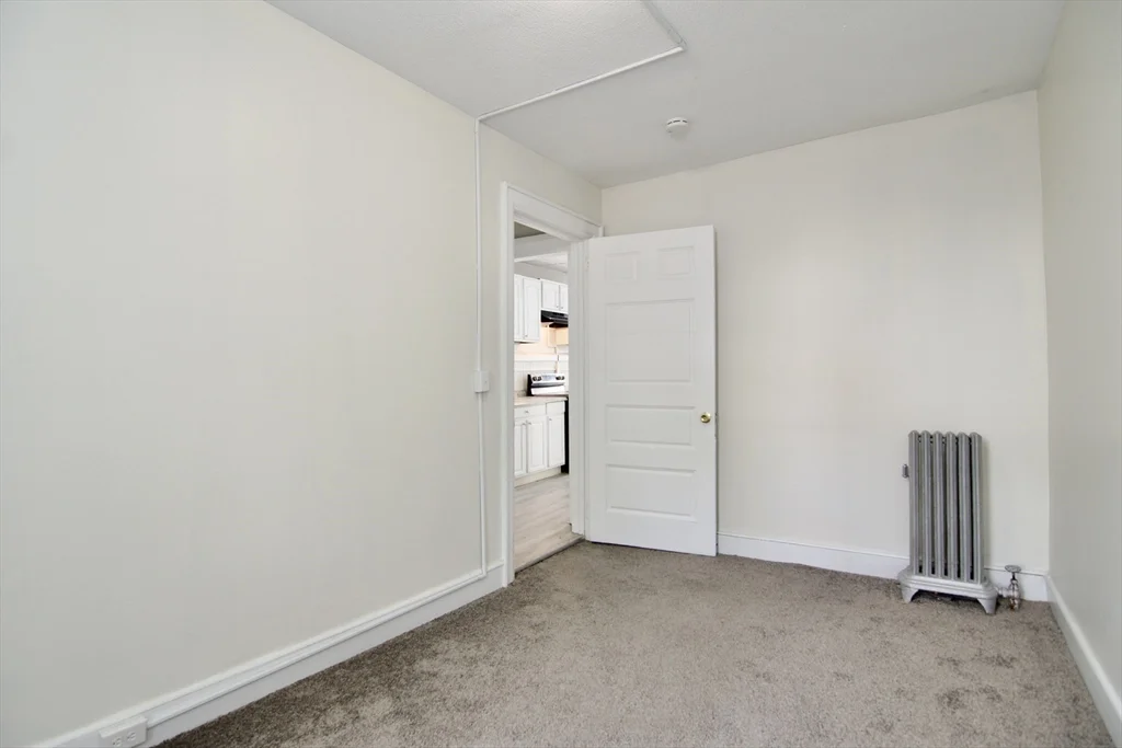 60 Howes St, Springfield