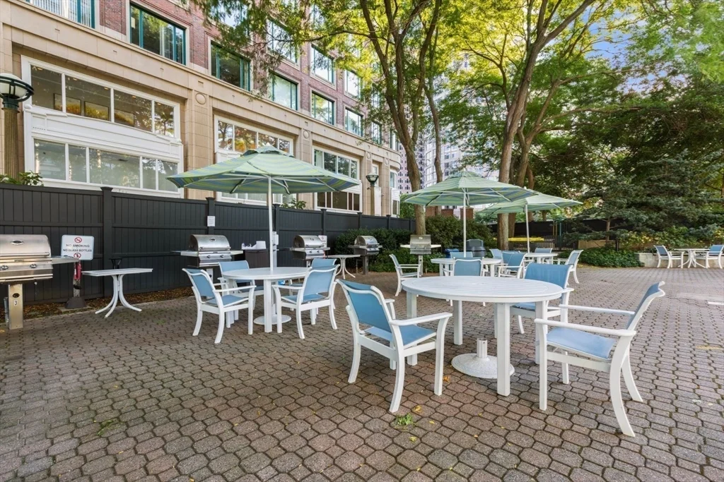 65 East India Row, Waterfront
