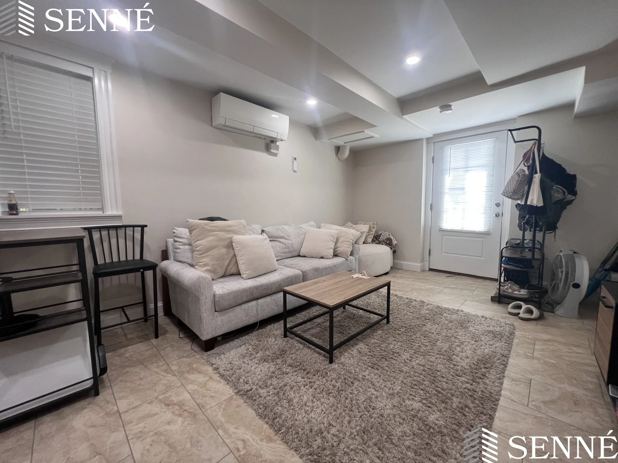 3 Linnaean St, Neighborhood Nine