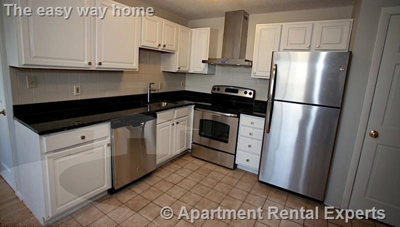 14 Murdock St, Ball Square