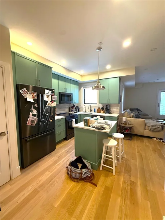 552 East 5th, South Boston