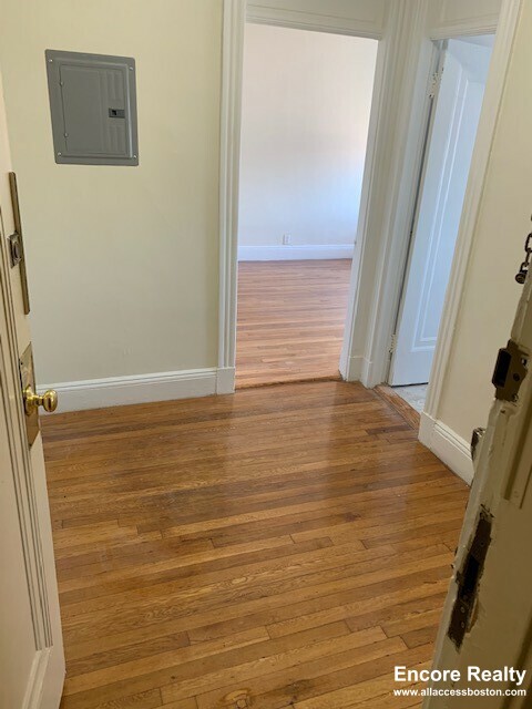 1191 Boylston St, Fenway