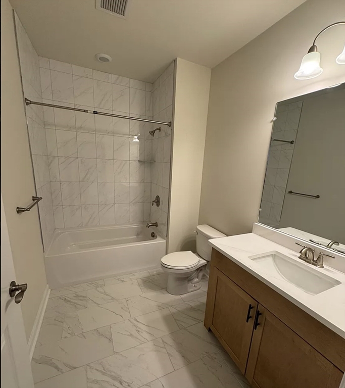 4 Stratton Dr, Woburn