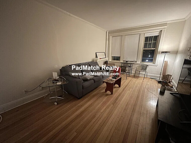 16 Alton Pl, Coolidge Corner