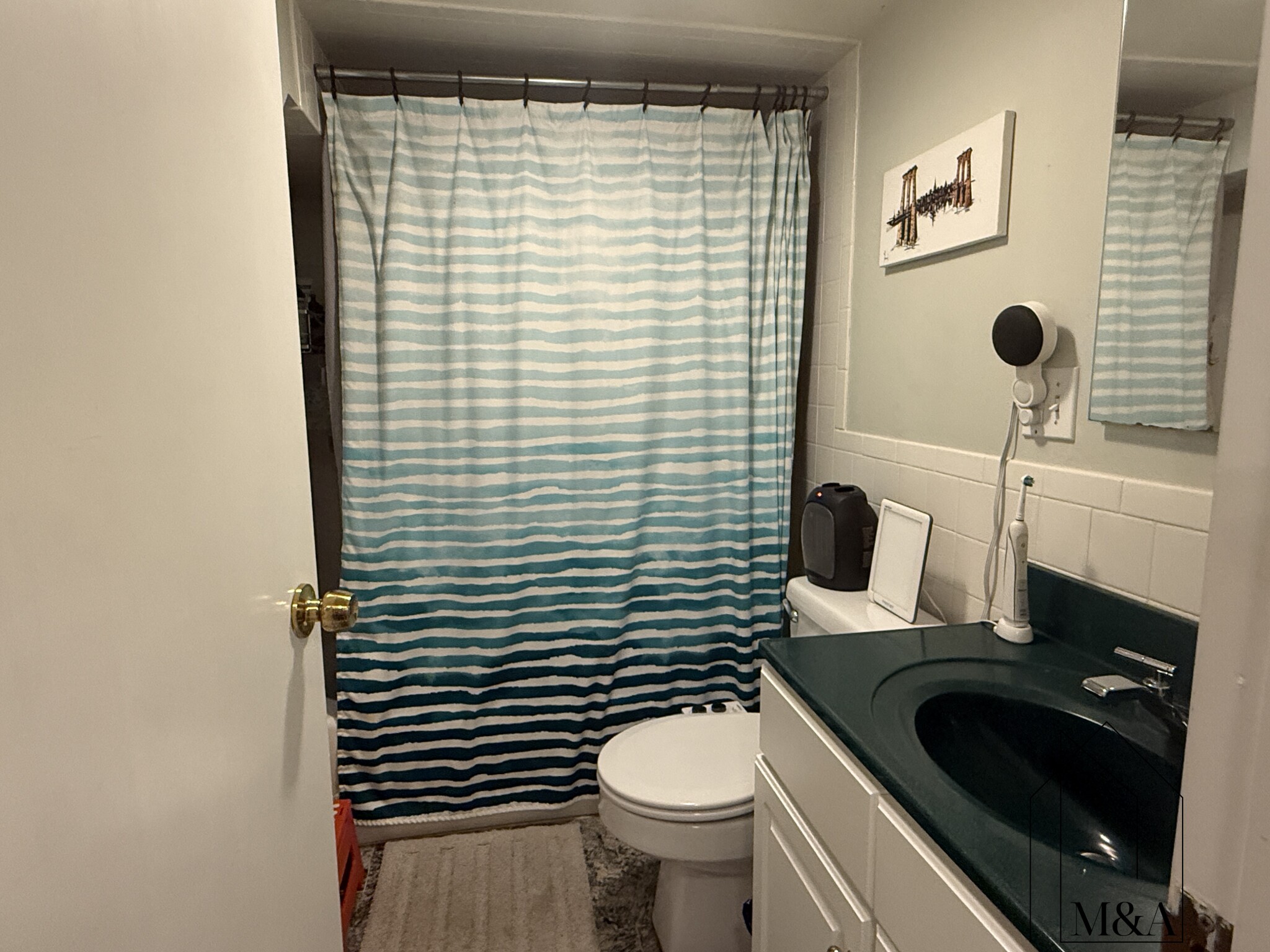 47 Maplewood Ave, Thompsonville