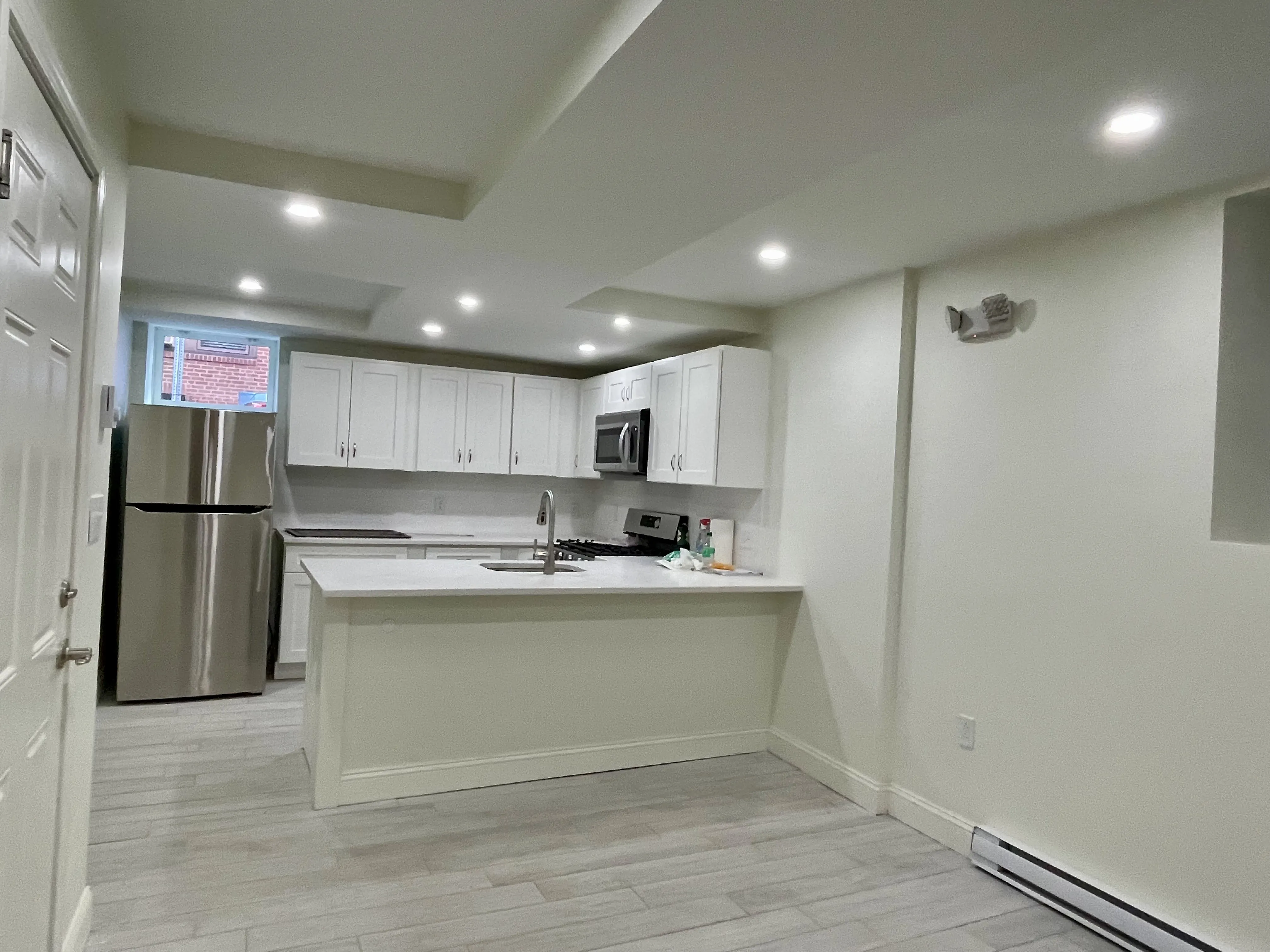 49 Charter St, North End