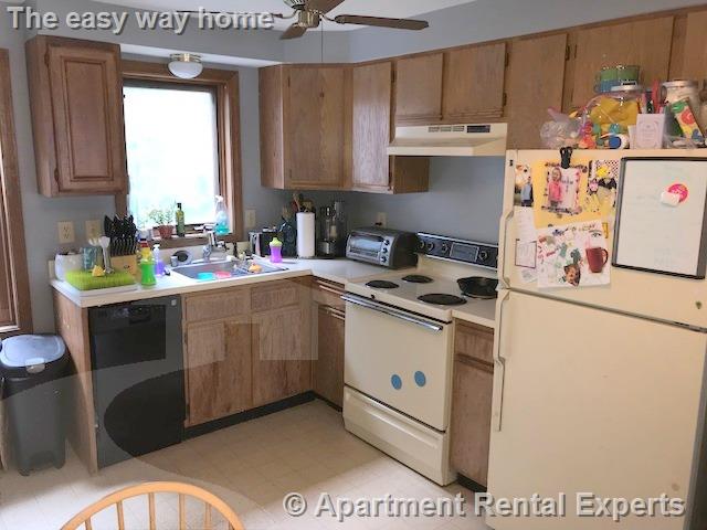 45 Cross St, Medford Square