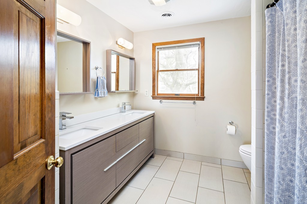 478 Clinton Rd, Reservoir