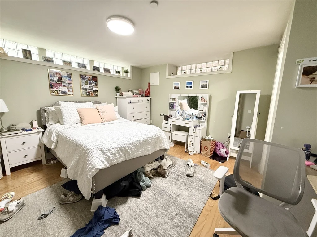 195 West 3rd St, South Boston