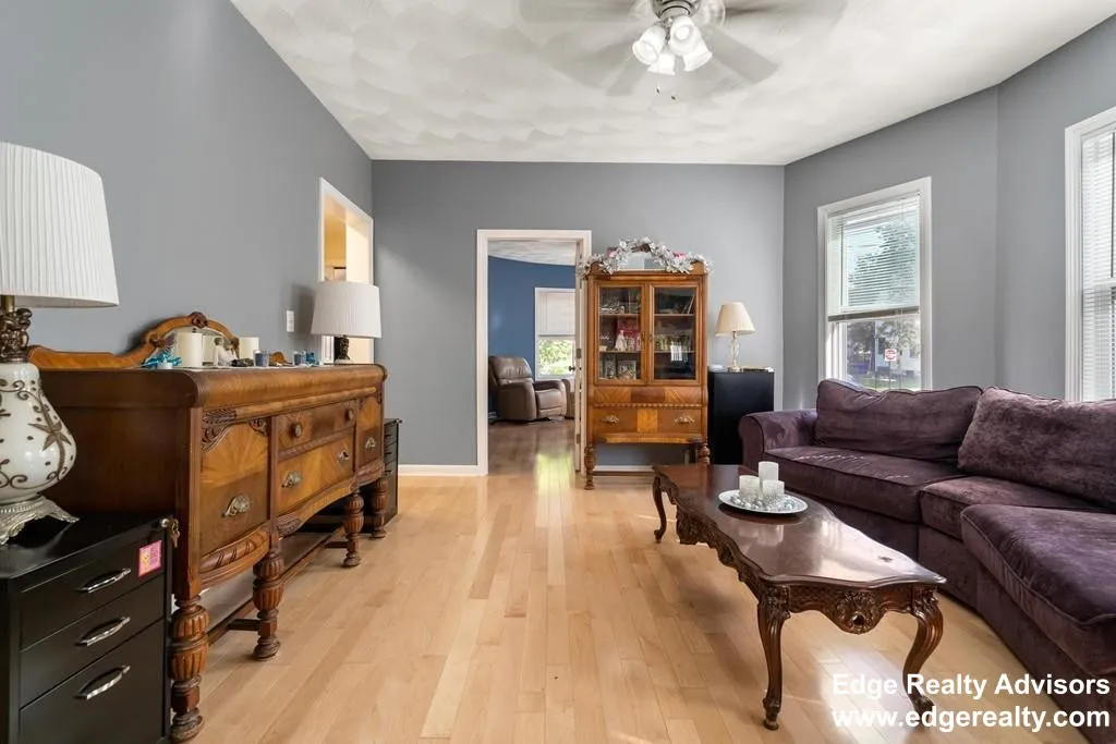 55 Easton St, Allston