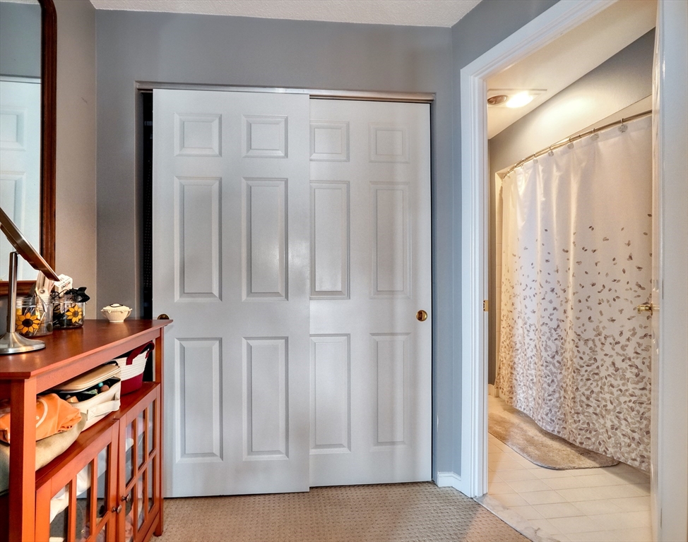 3 Seal Harbor Rd, Winthrop