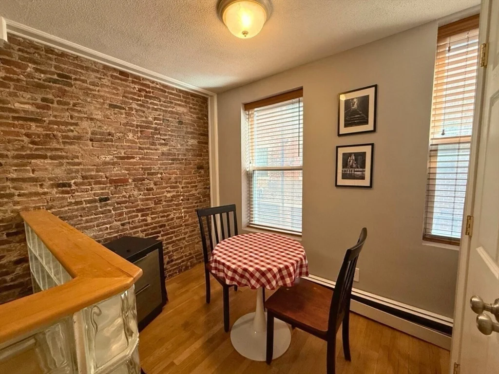 34 Sheafe St, North End