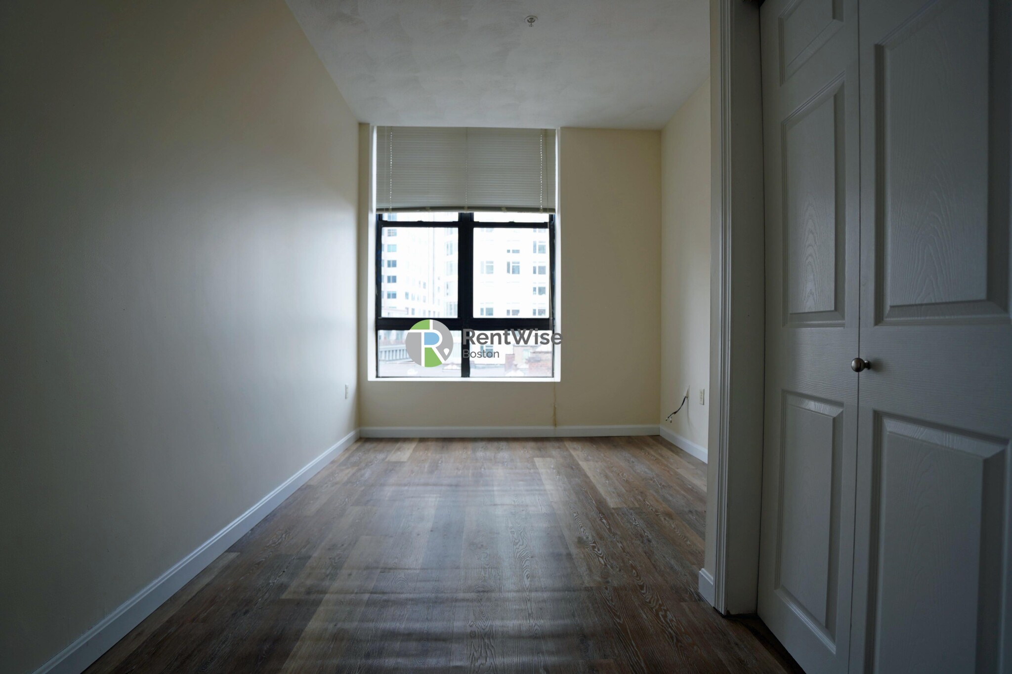 81 Essex St, Chinatown