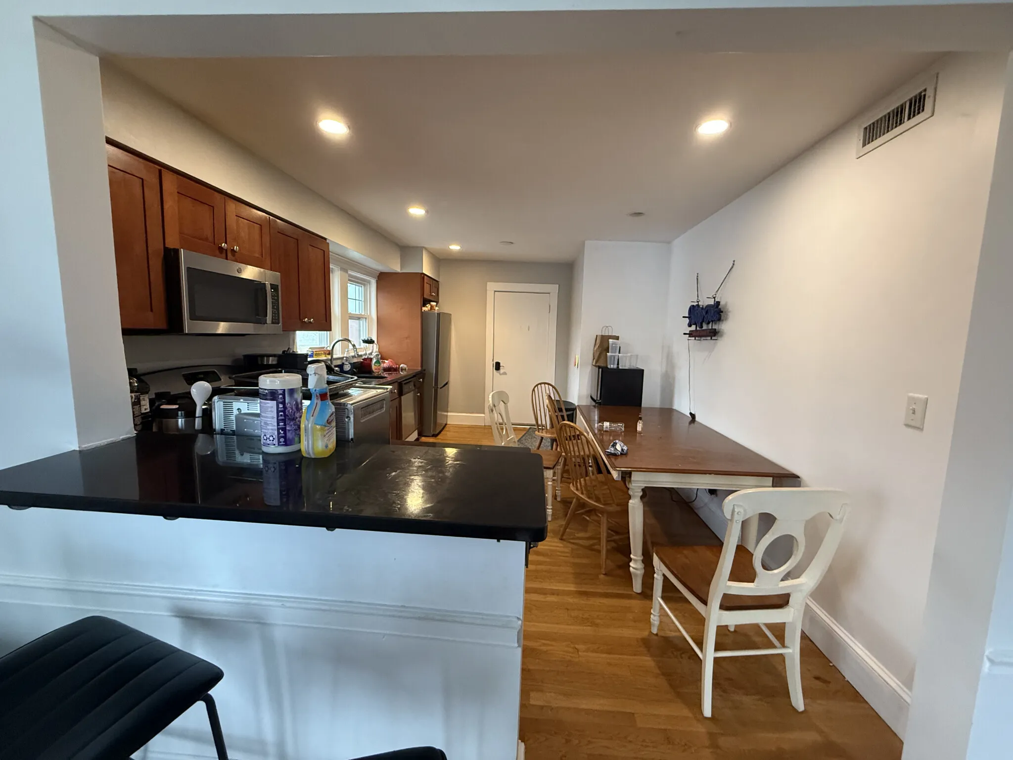 25-27 Crosby Rd, Chestnut Hill