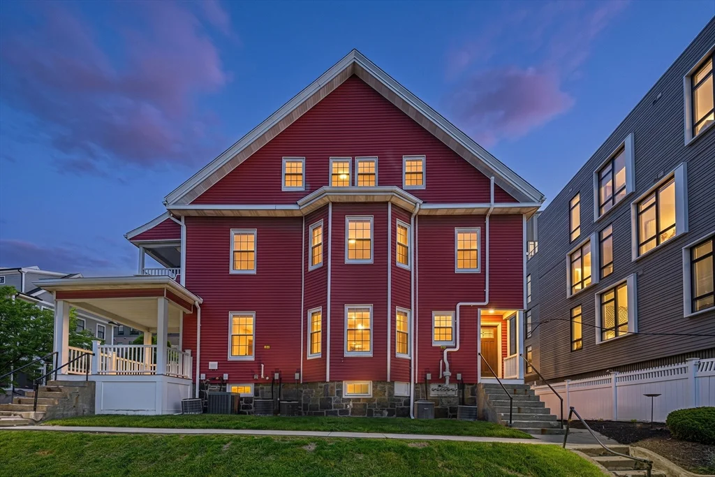 12-14 Everett St, Allston