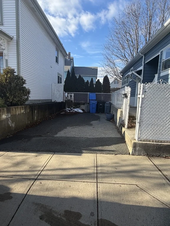 310 Lowell, Magoun Square