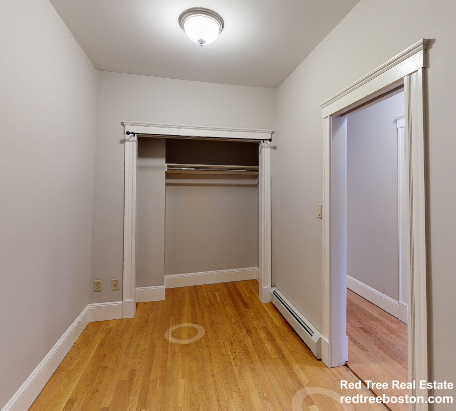 11 Beacon St, Ward Two