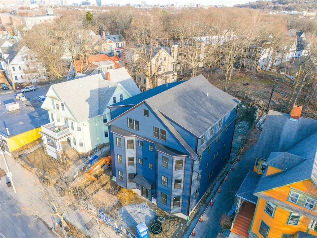 584 Cambridge St, Allston
