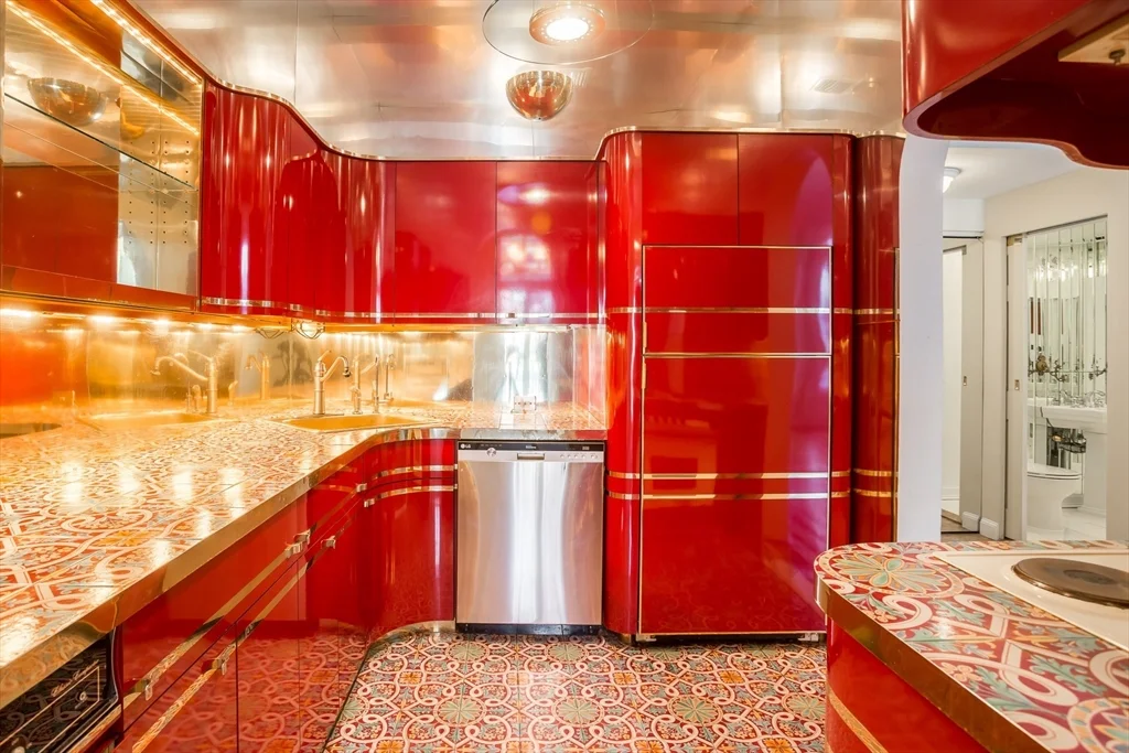 327 Commonwealth Ave, Back Bay