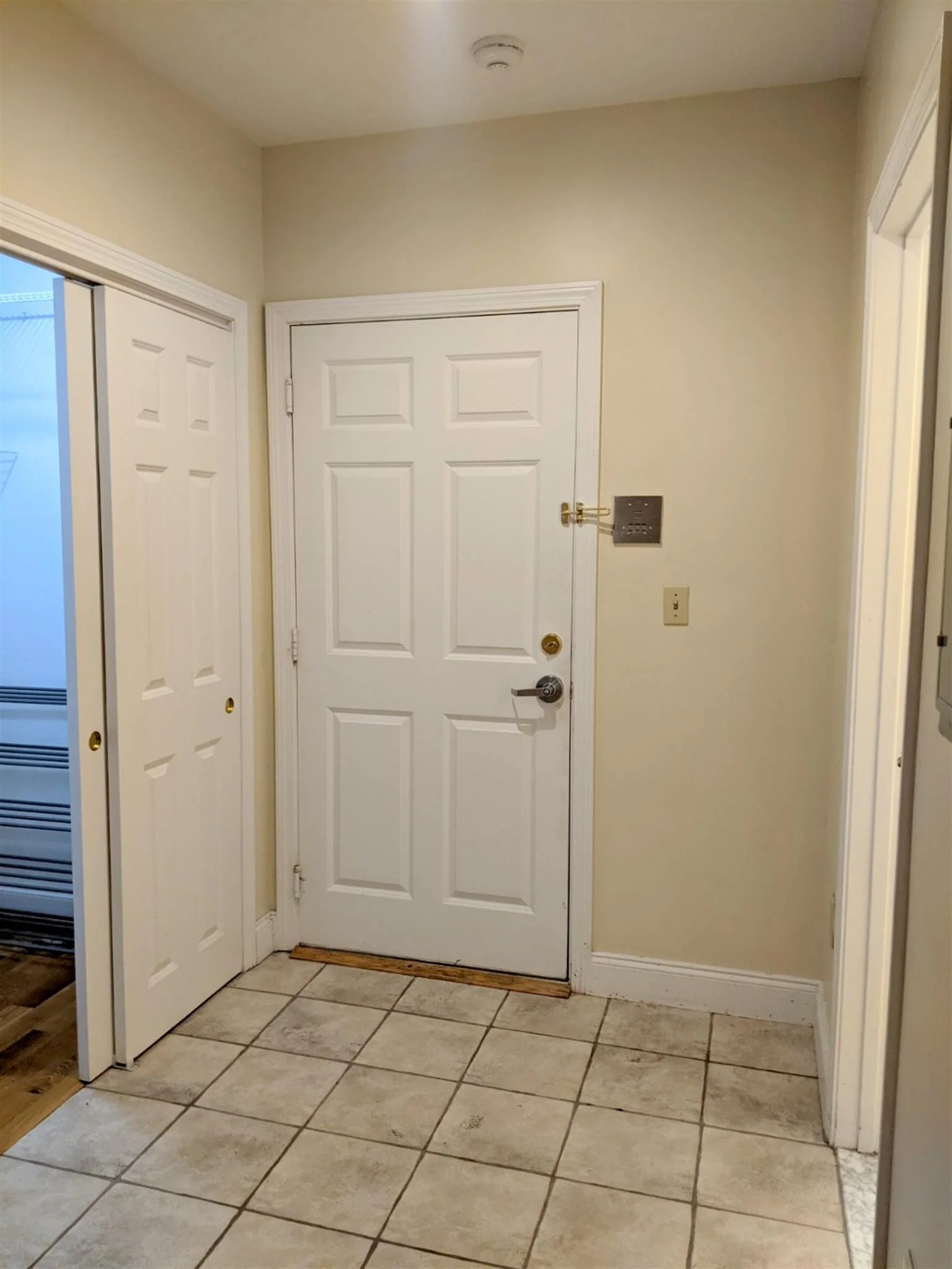 15 Pearl St, Cambridgeport