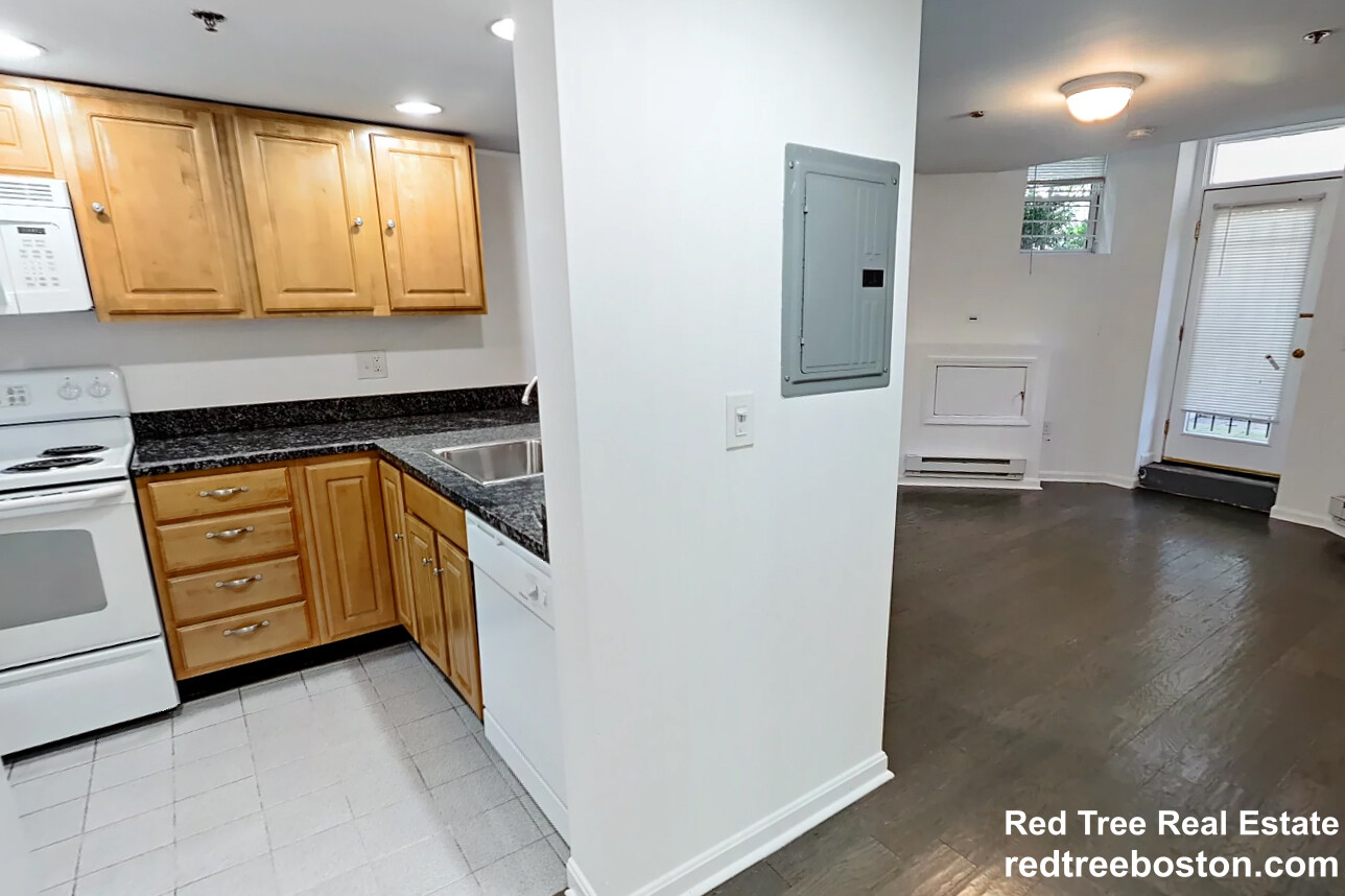 36 Queensberry St, Fenway