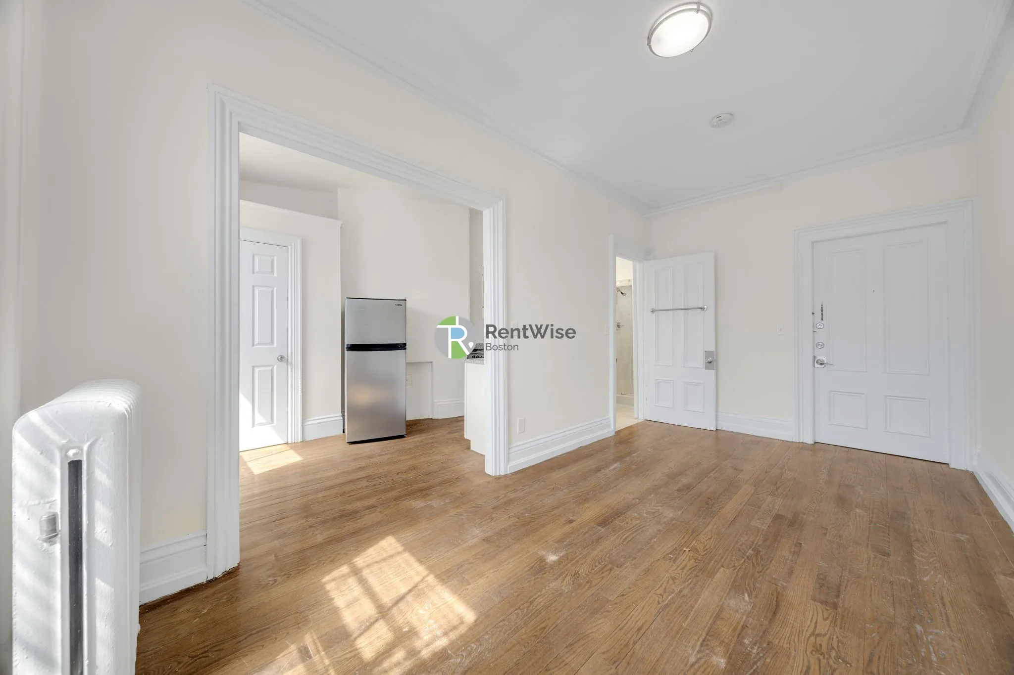 92 Charles St, Beacon Hill