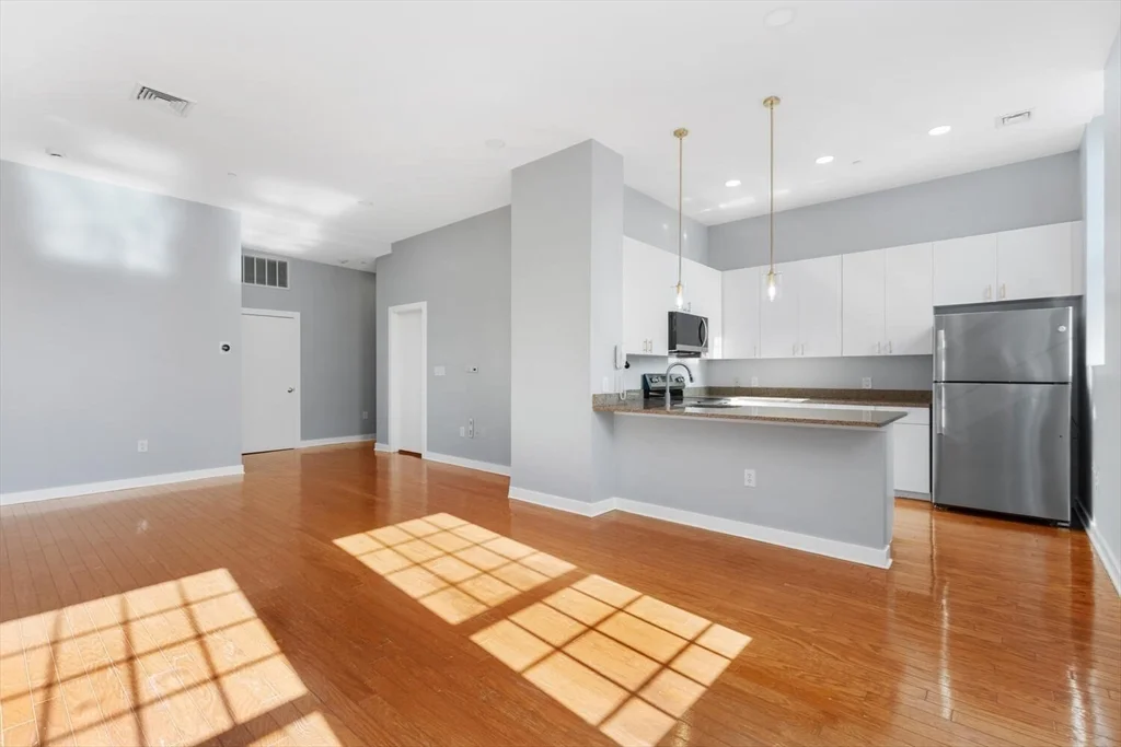 72 Ashland St, Malden