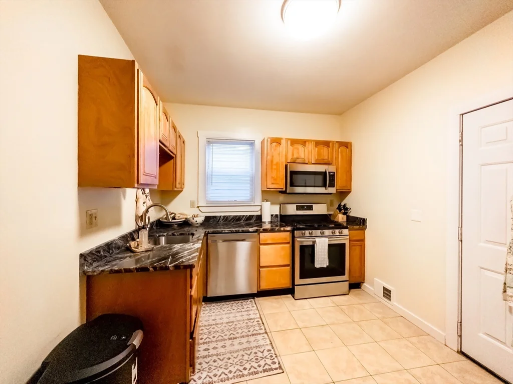 41 Child St, Jamaica Plain