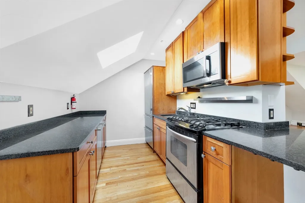 32 East Springfield St, South End