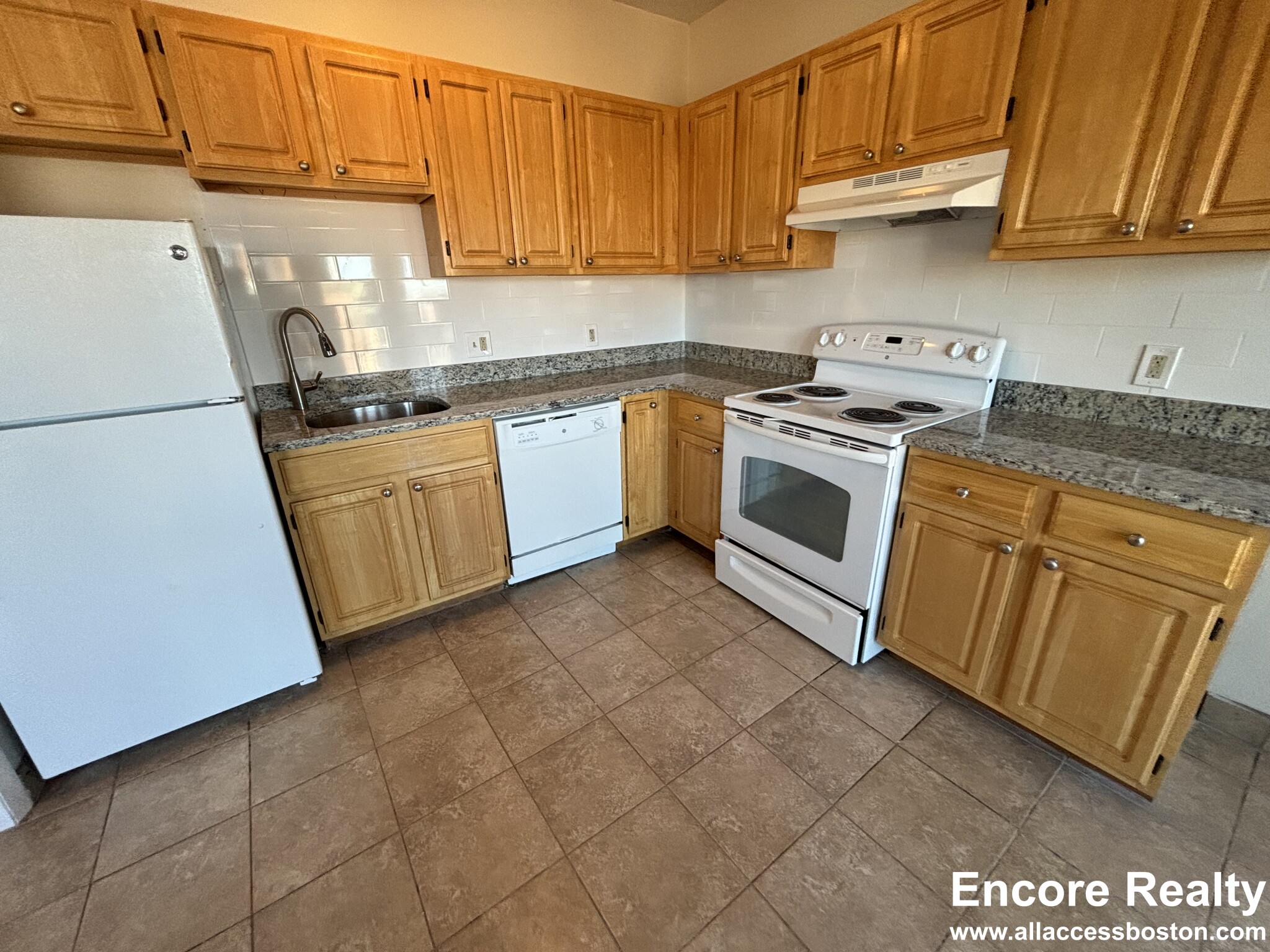 1135 Commonwealth Ave, Brighton