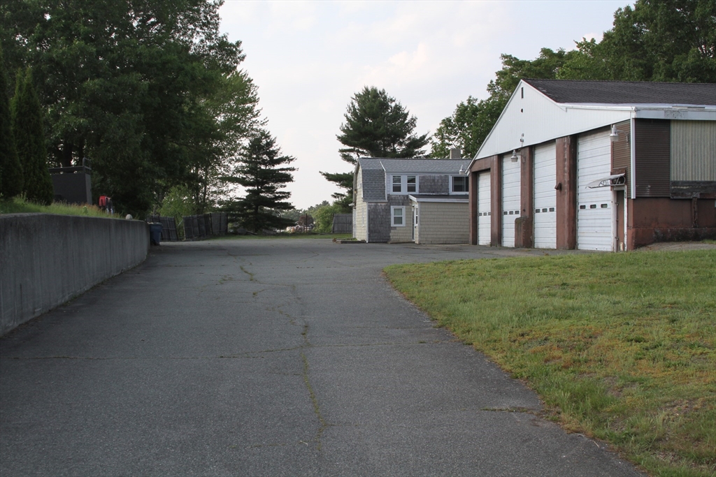 151 Canton St, Randolph