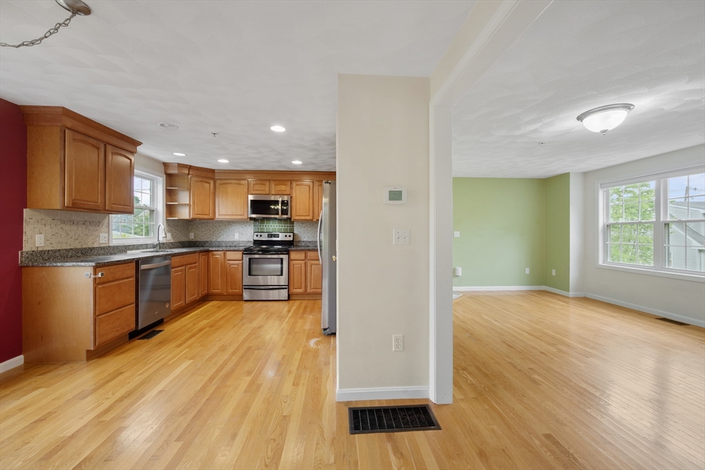 73 Liberty St, Danvers