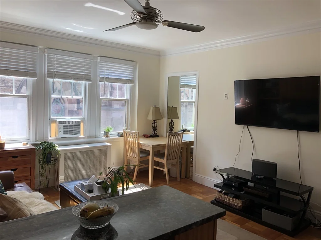 56 Commonwealth Ave, Back Bay