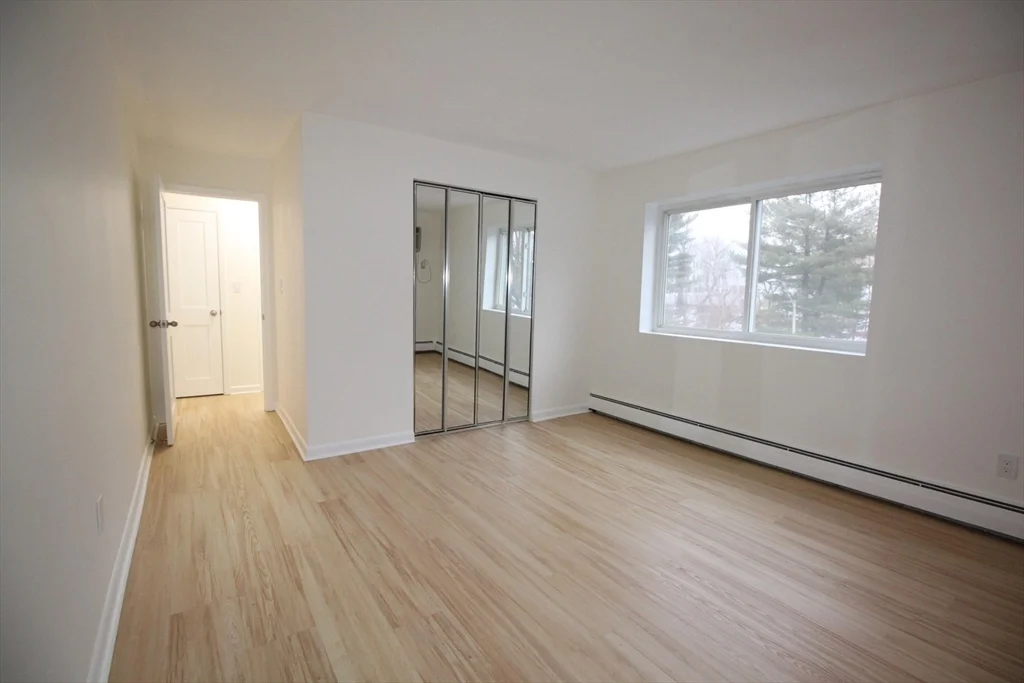 34 Hamilton Rd, Arlington