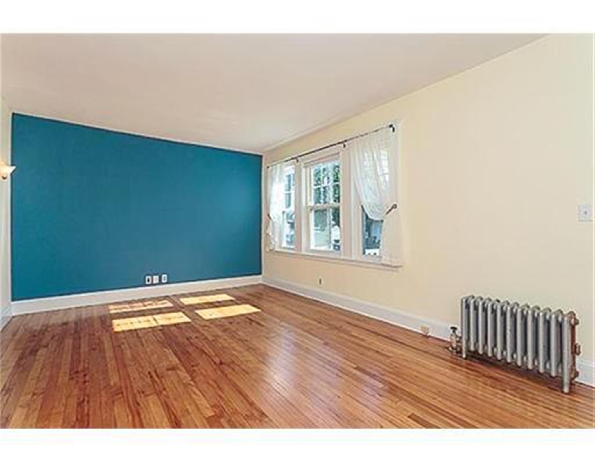 67 Fairfax St, West Somerville