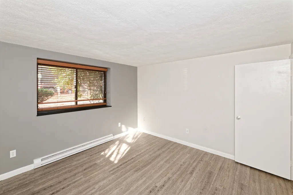 1325 Worcester Rd, Framingham