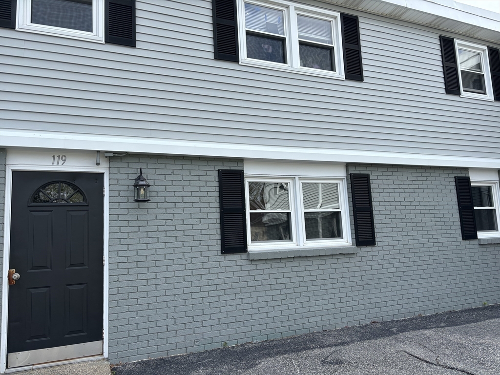 119 Knight Ave, Attleboro