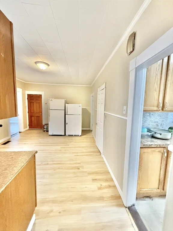 136 Gershom Ave, Lowell