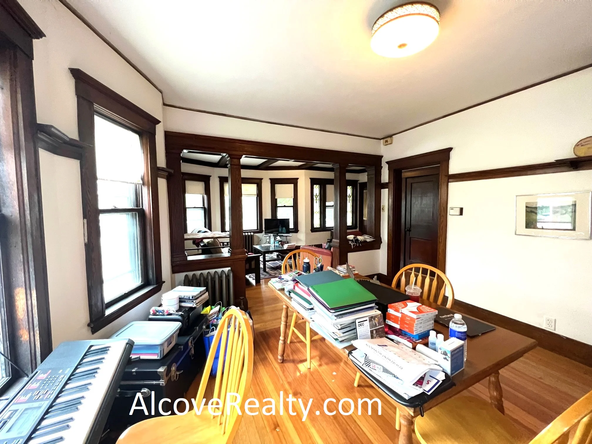 11 Leonard St, Tufts