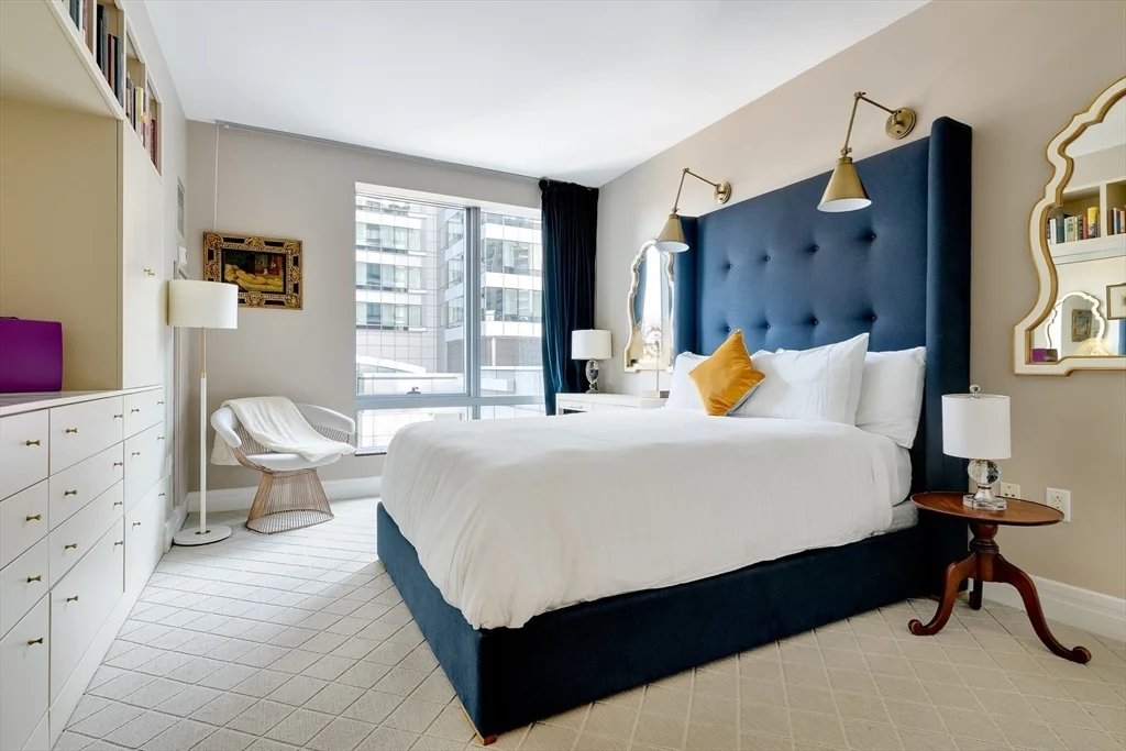 1 Avery St, Downtown